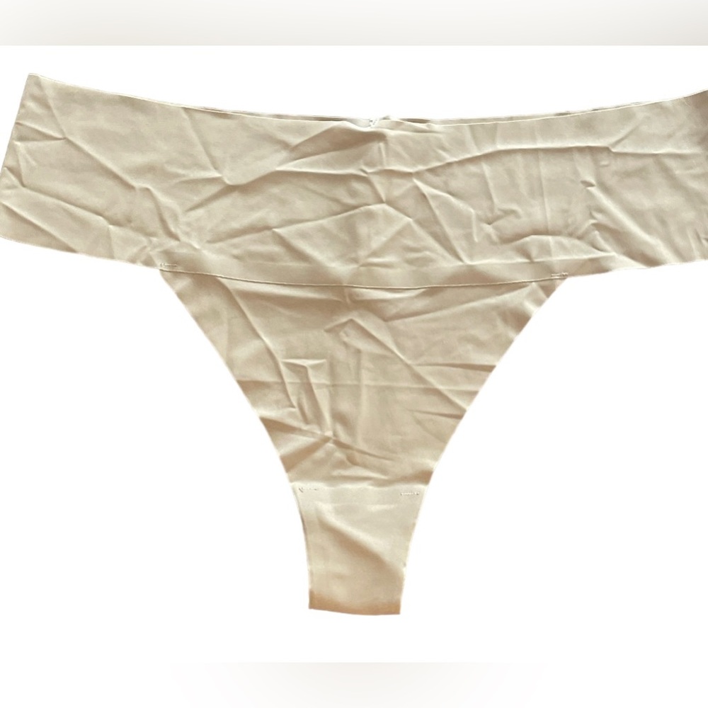 SKIMS by Kim K thong bottom